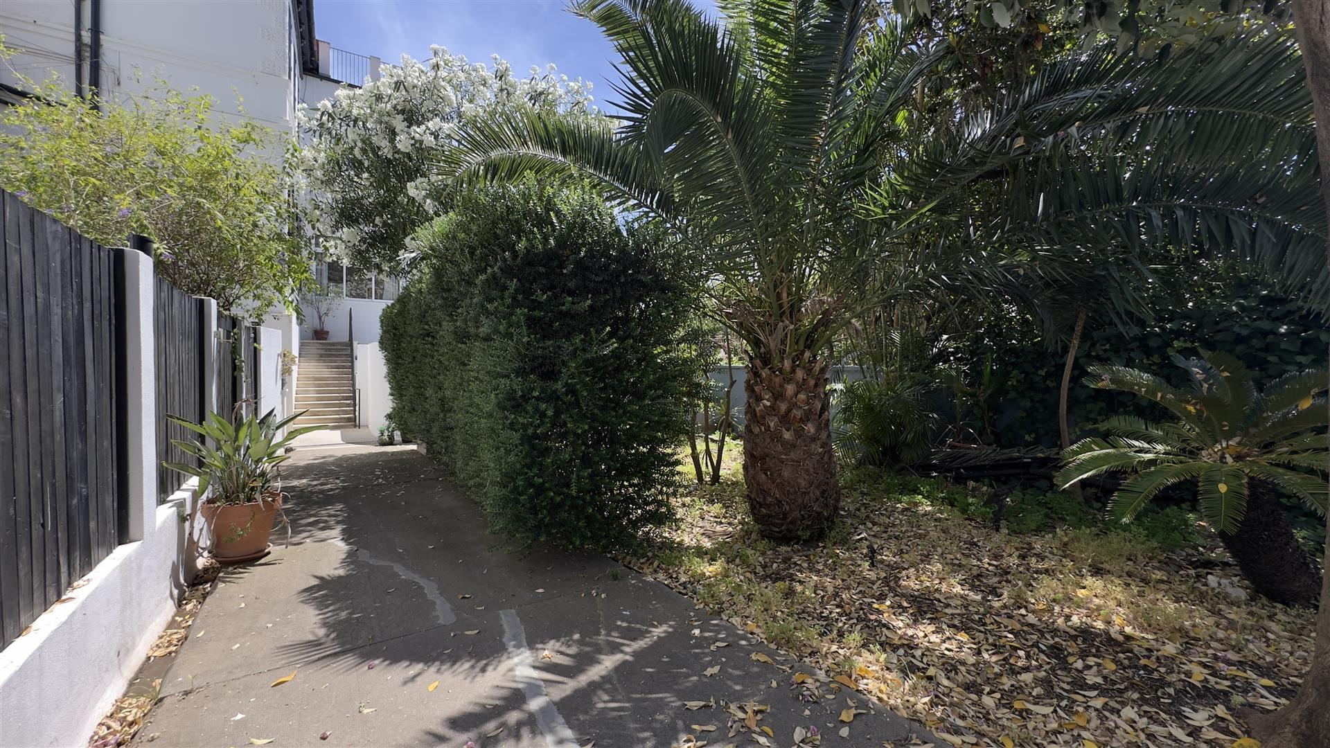  Image of Apartment - 3 Bedrooms - 1 Bathrooms for Sale in Town Area-Gibraltar, Image 12